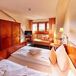 Zum Roten Baeren 3* Freiburg im Breisgau