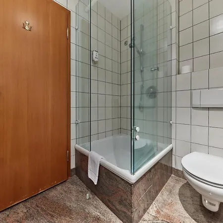 Zum Roten Baeren 3* Freiburg im Breisgau
