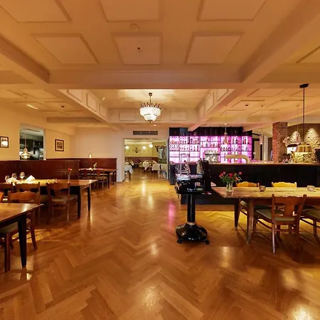 Zum Roten Baeren Hotel Freiburg im Breisgau