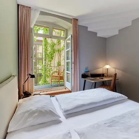 Zum Roten Bären Hotel 3*