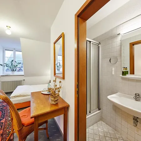 Hotel Zum Roten Baeren