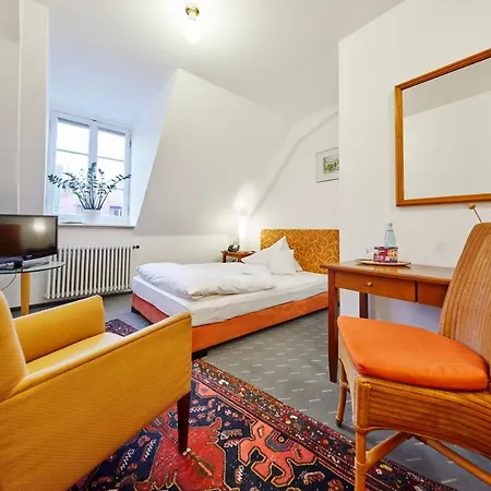 Zum Roten Baeren 3* Friburgo de Brisgovia