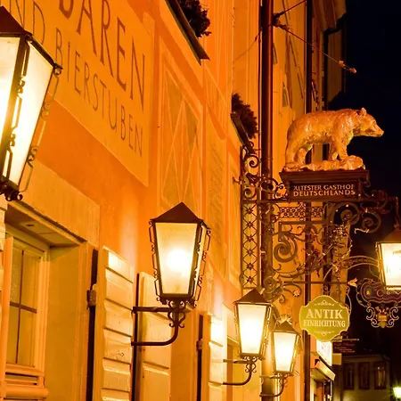 Hotel Zum Roten Baeren 3*