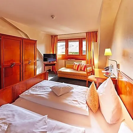 Zum Roten Baeren 3* Freiburg im Breisgau