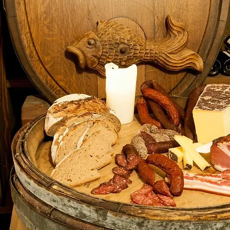 Отель Zum Roten Baeren